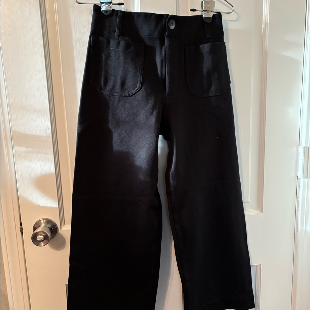 Anthropologie Maeve Black Wide-Leg Cropped Trousers with Patch Pockets